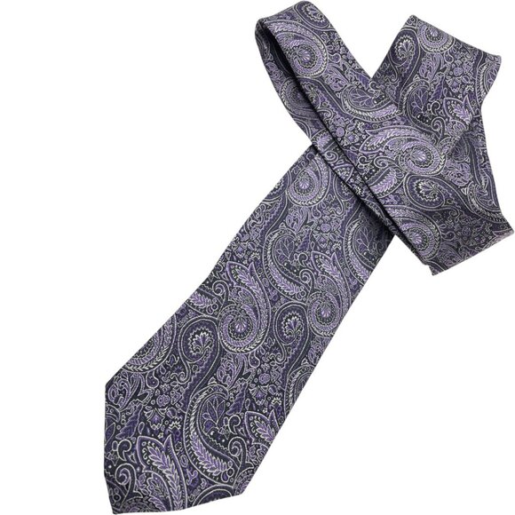Chaps Vintage Tie 100% Silk Lavender Purple Paisley Print Ralph Lauren - Picture 2 of 6
